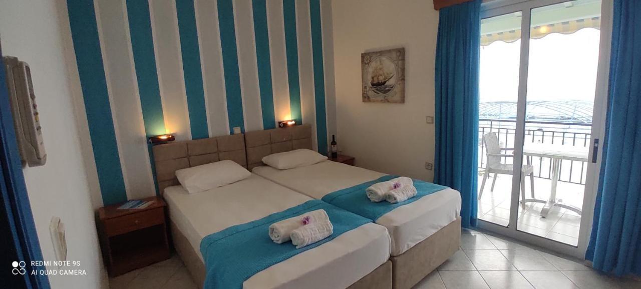 Theocharis Bros - Studios Apartments Áyios Nikítas Eksteriør billede